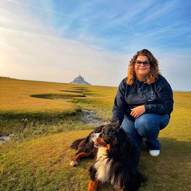 Pauline et Tara au Mont-Saint-Michel